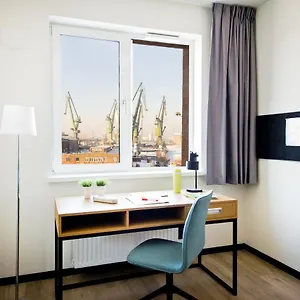 Milestone Center Hostal